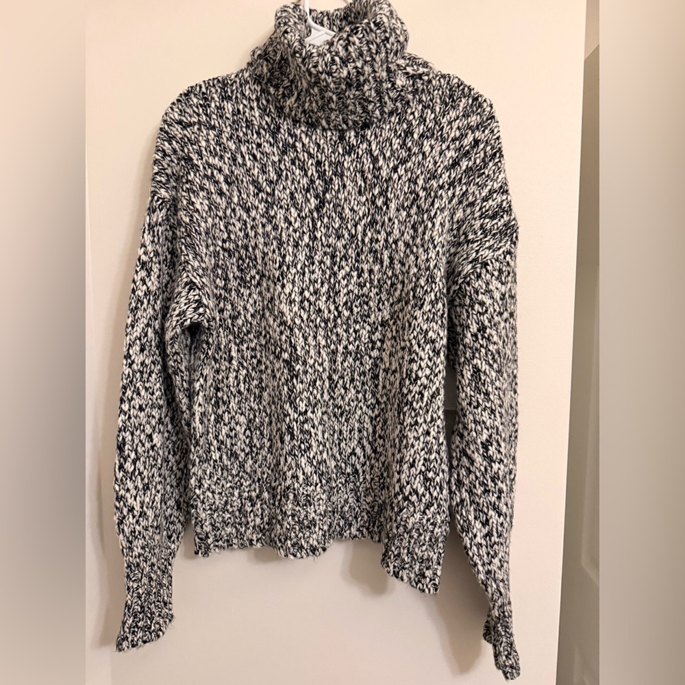 H&M Cozy Black and White Turtleneck Sweater